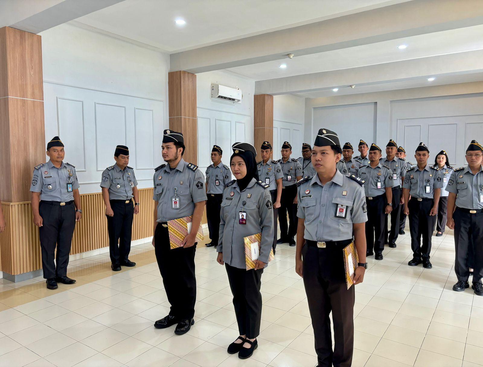 Upacara Penyematan Kenaikan Pangkat Pegawai Rutan Yogyakarta